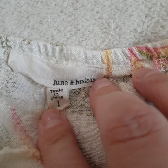 June & Hudson Women's Size L White Tropical Linen Blend Eyelet Off Shoulder Top - Picture 3 of 12